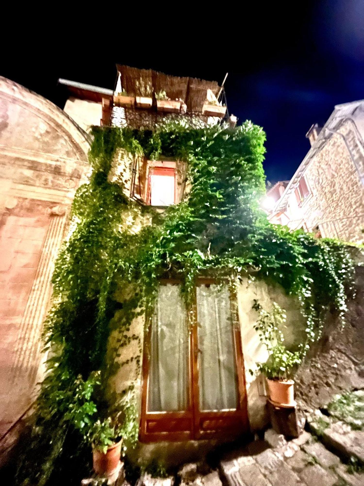 Gite Des Remparts Luceram Экстерьер фото